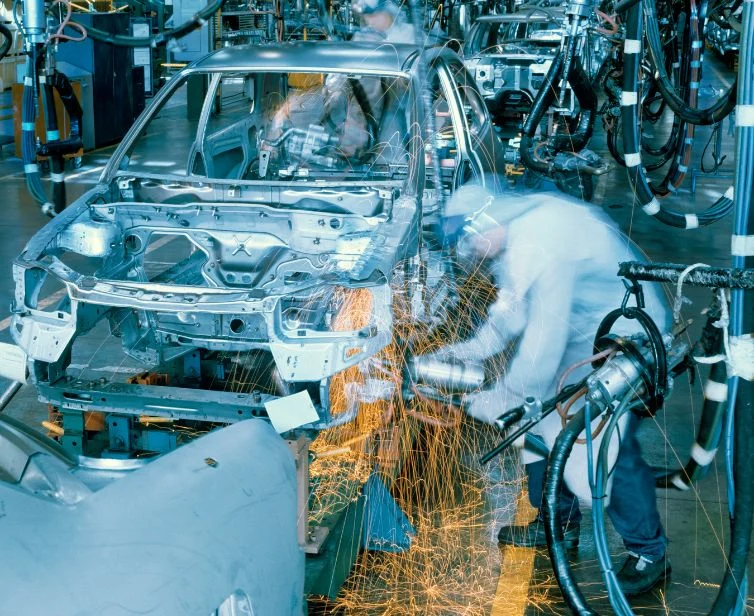 industri otomotif
